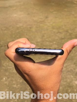 Samsung s215g (8+128)